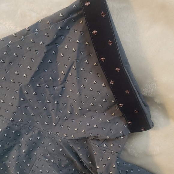 Slim fit button downπ² - Picture 3 of 4